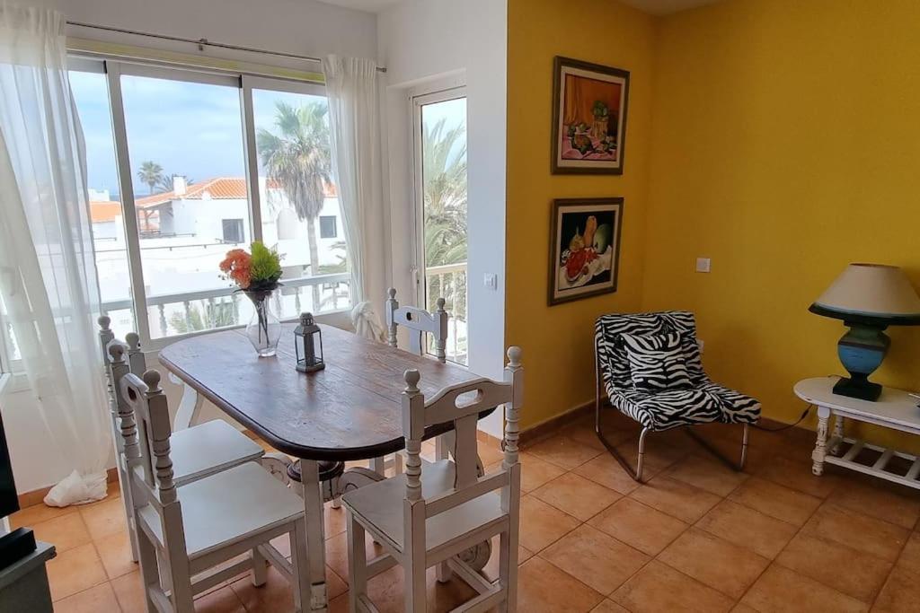 Gilda: Beautiful Spacious Apartment. Seaview From Rooftop Terrace Corralejo Exterior foto