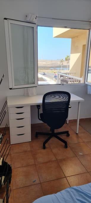 Gilda: Beautiful Spacious Apartment. Seaview From Rooftop Terrace Corralejo Exterior foto